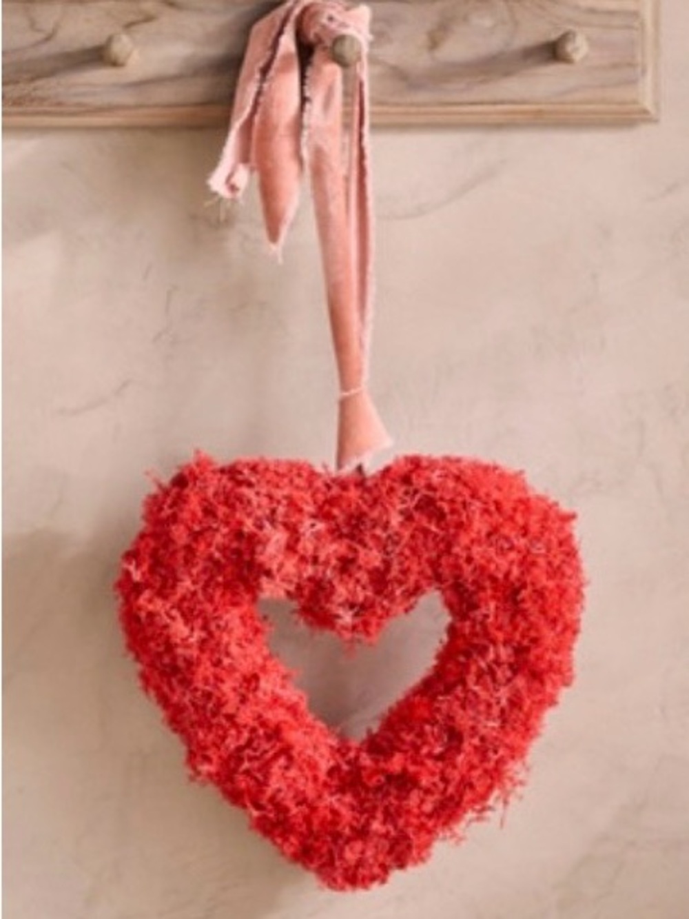 Anthropologie By Terrain Preserved Reindeer Moss 12” Heart Wreath